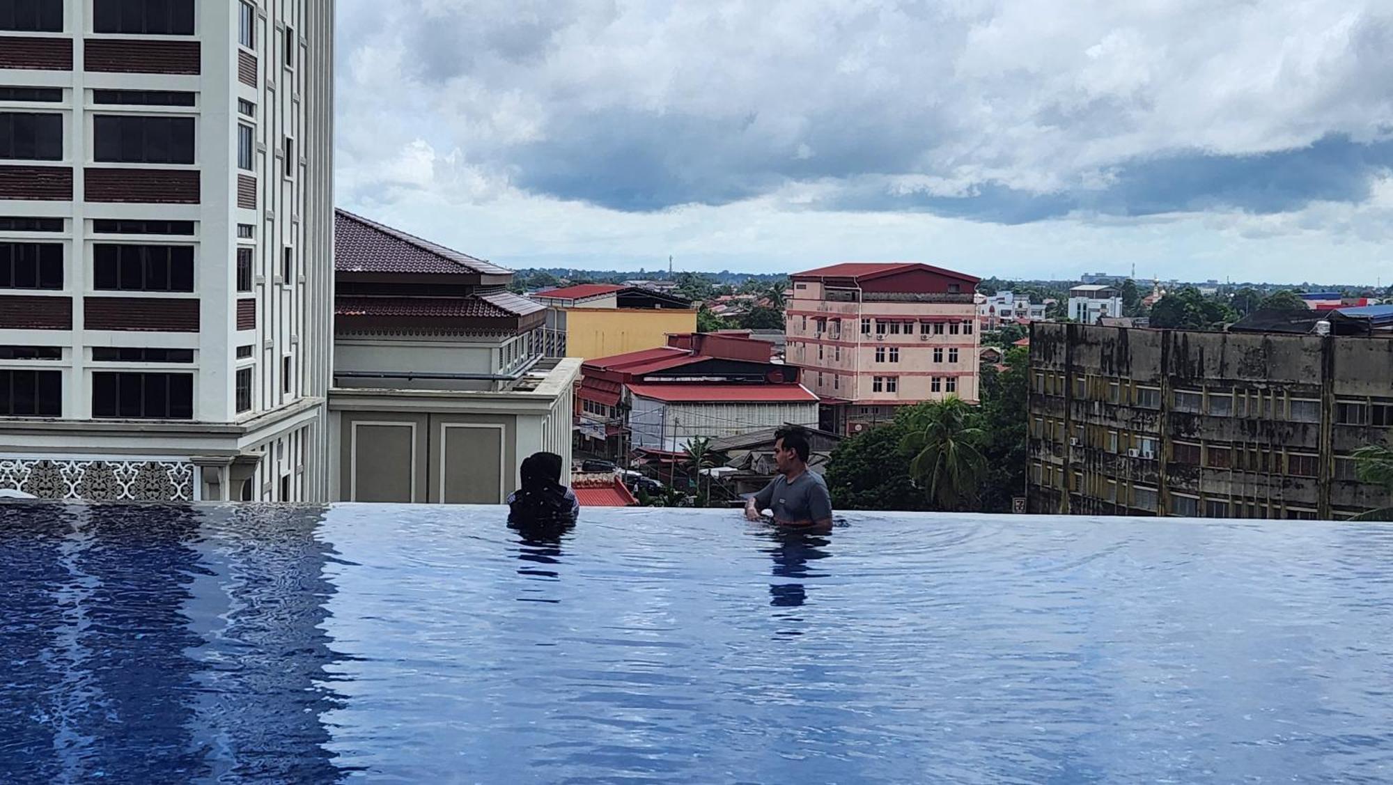 Nusa Luxurious Suite Kota Bharu Exterior foto